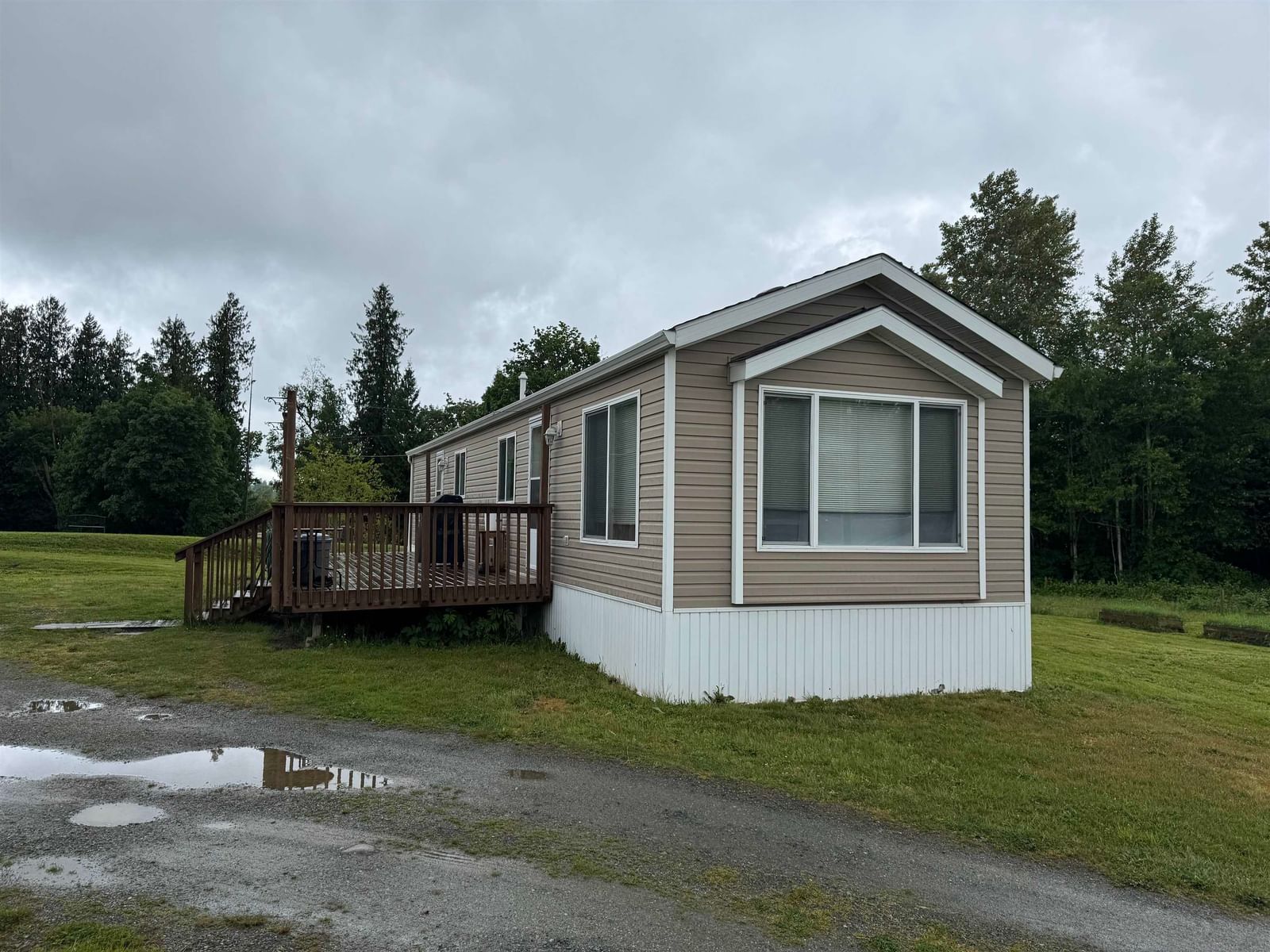 Listing Image 24