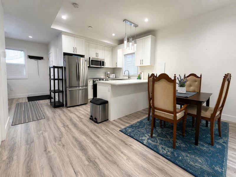 11 - 750 Hot Springs Road