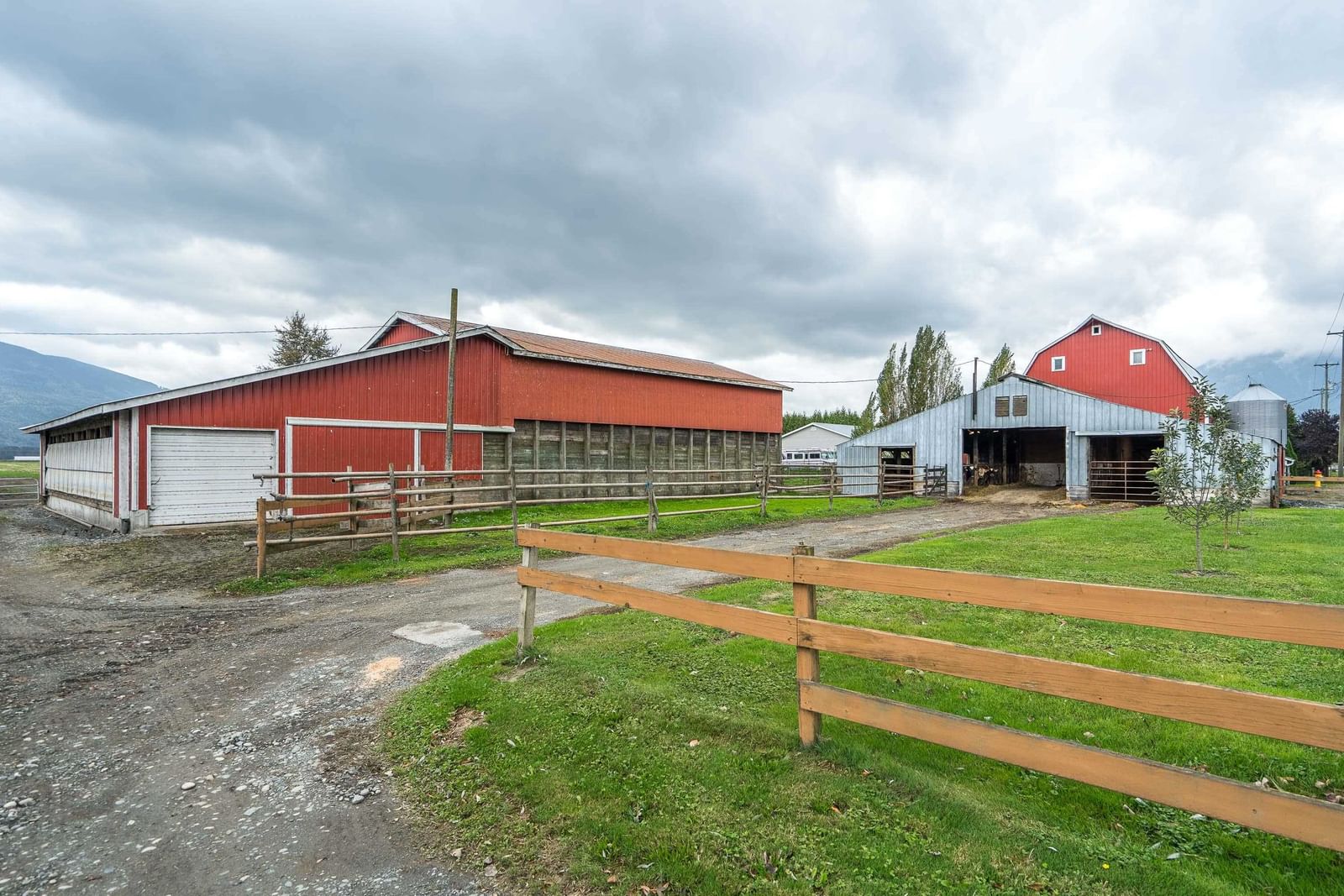 Listing Image 27