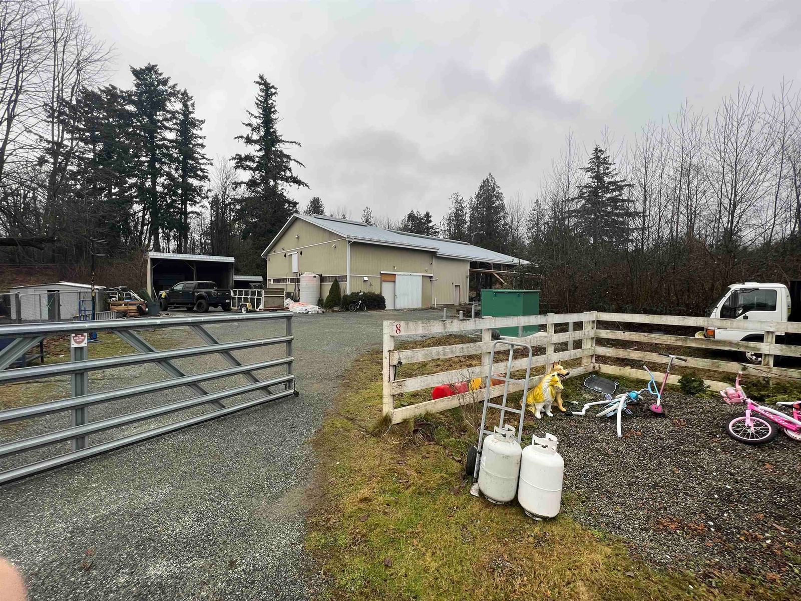 Listing Image 28