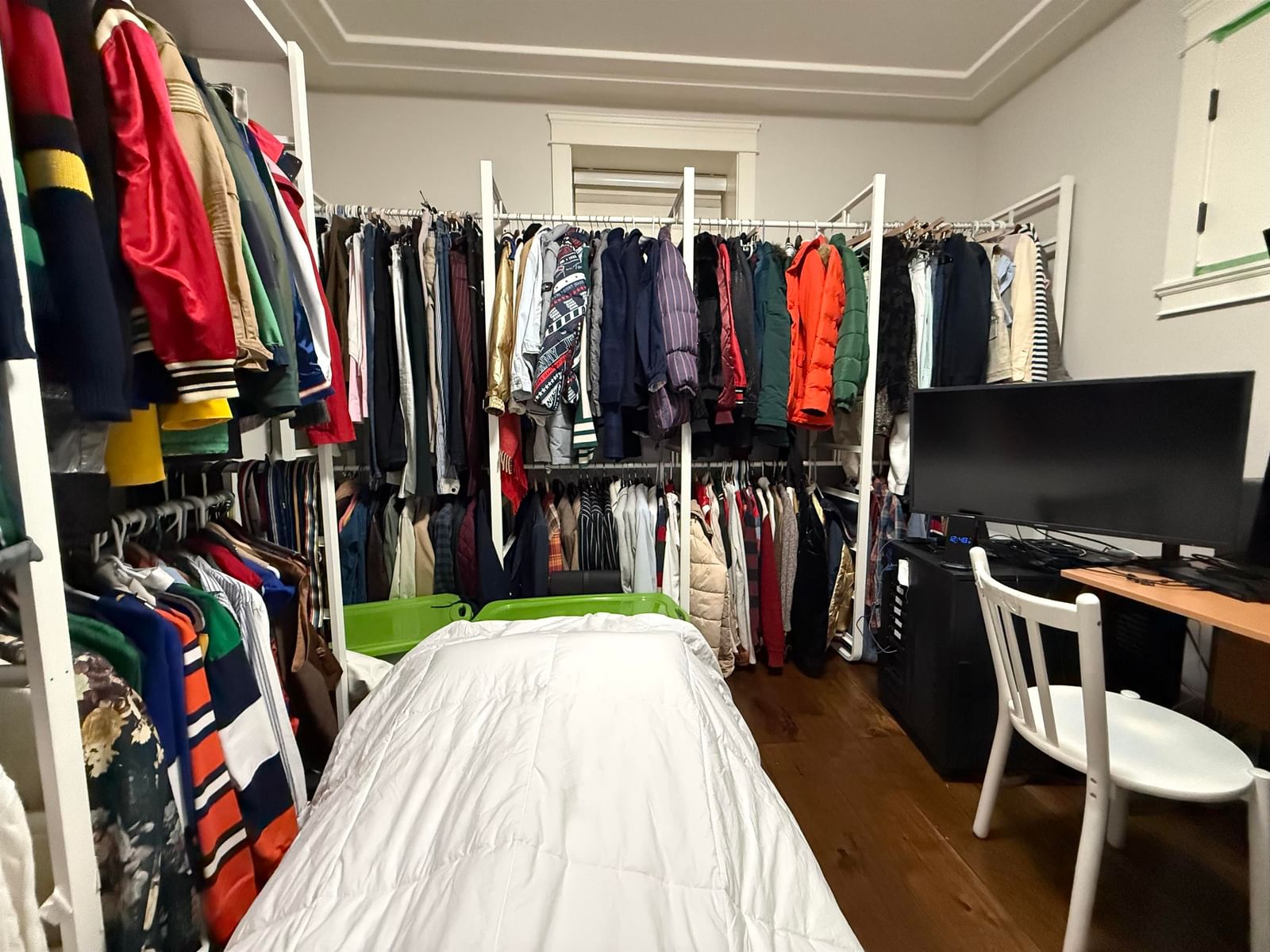 Listing Image 32