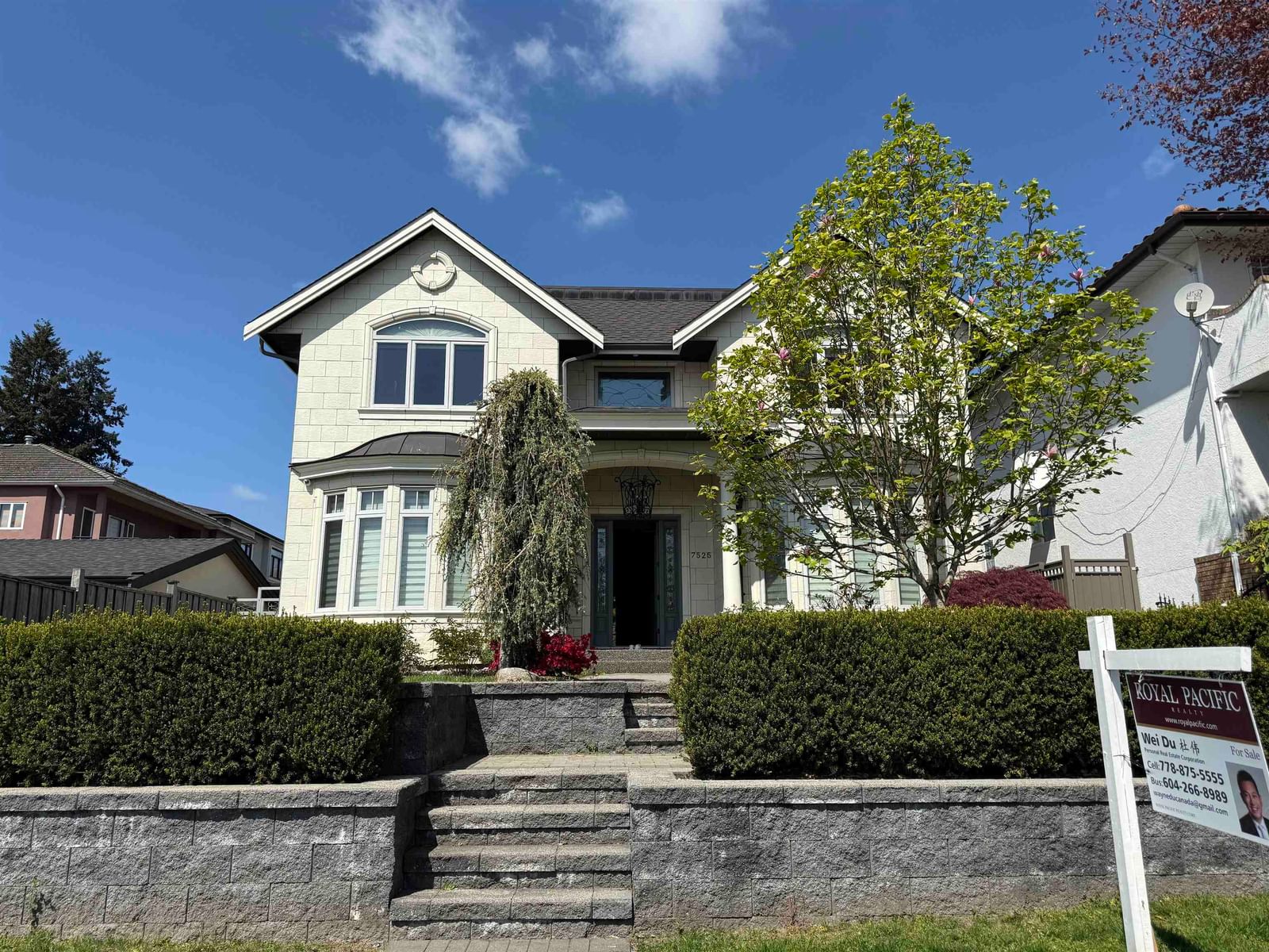 Listing Image 4