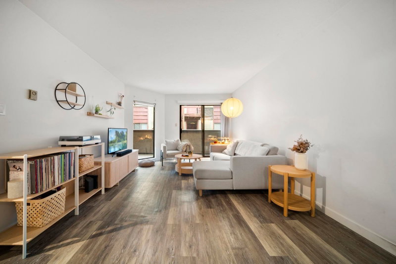 209 - 975 13th Avenue W