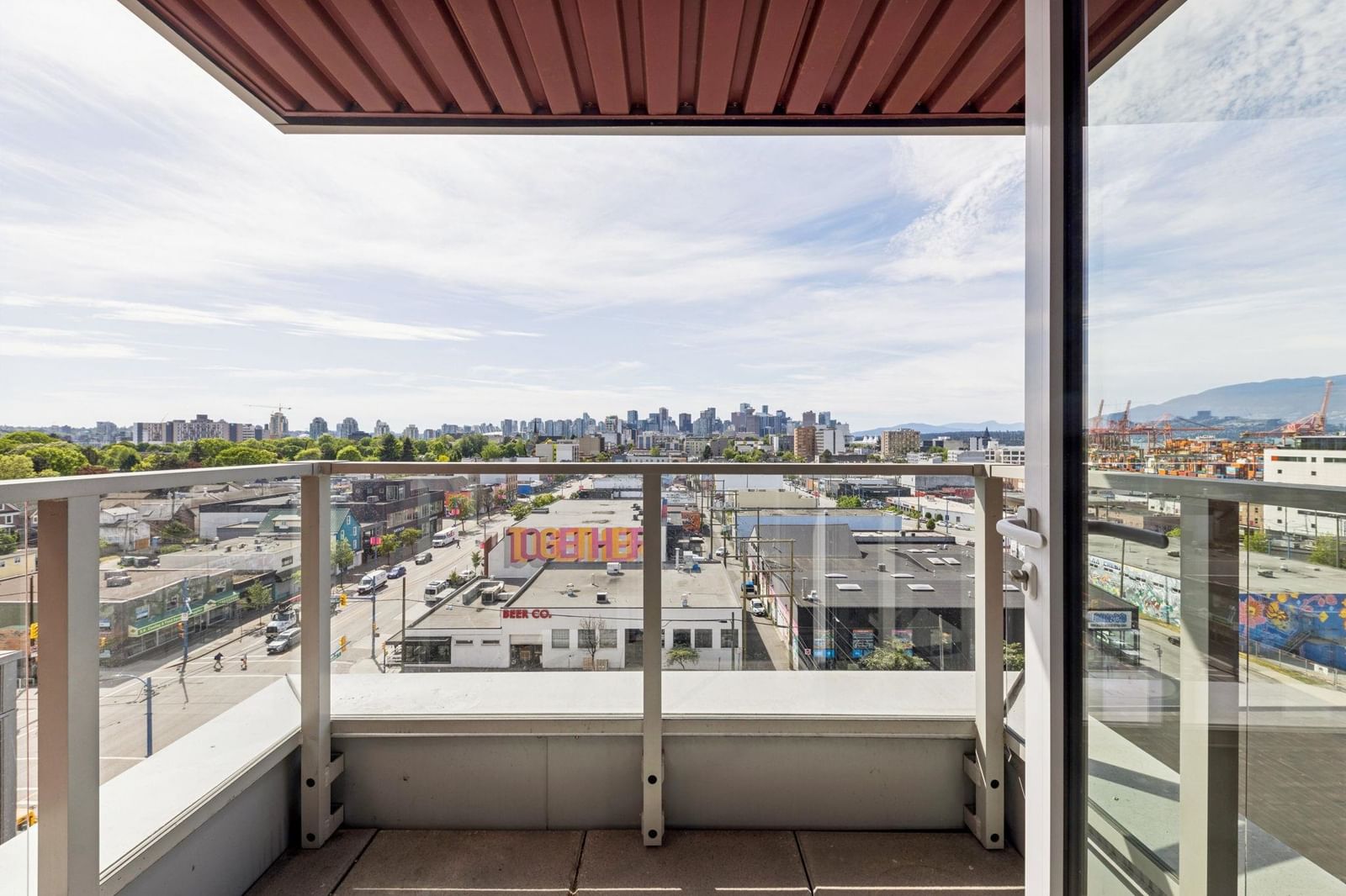 Listing Image 8