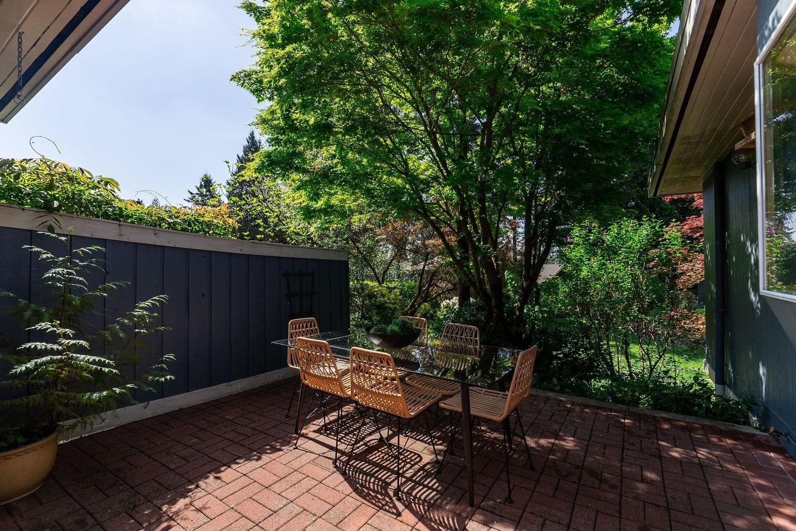 Listing Image 17