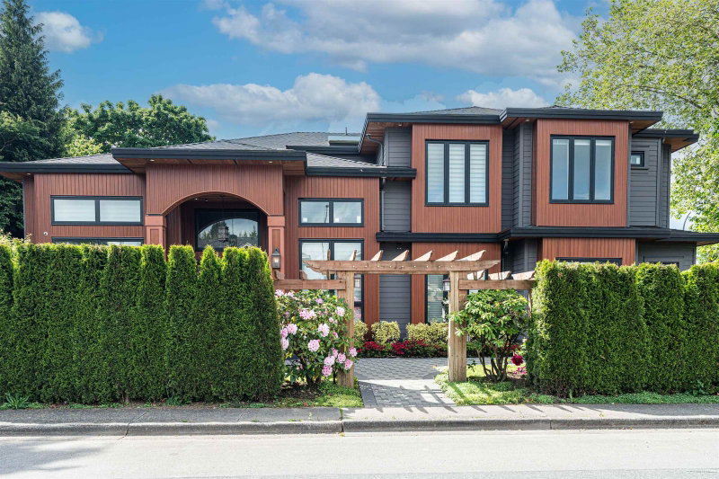 7660 Malahat Avenue