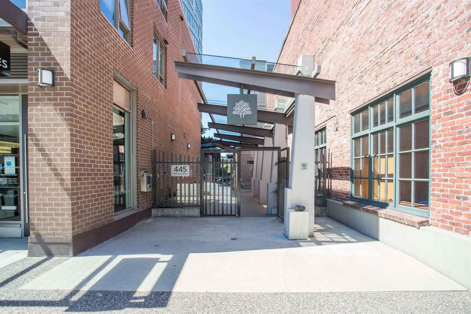 Listing Image 22