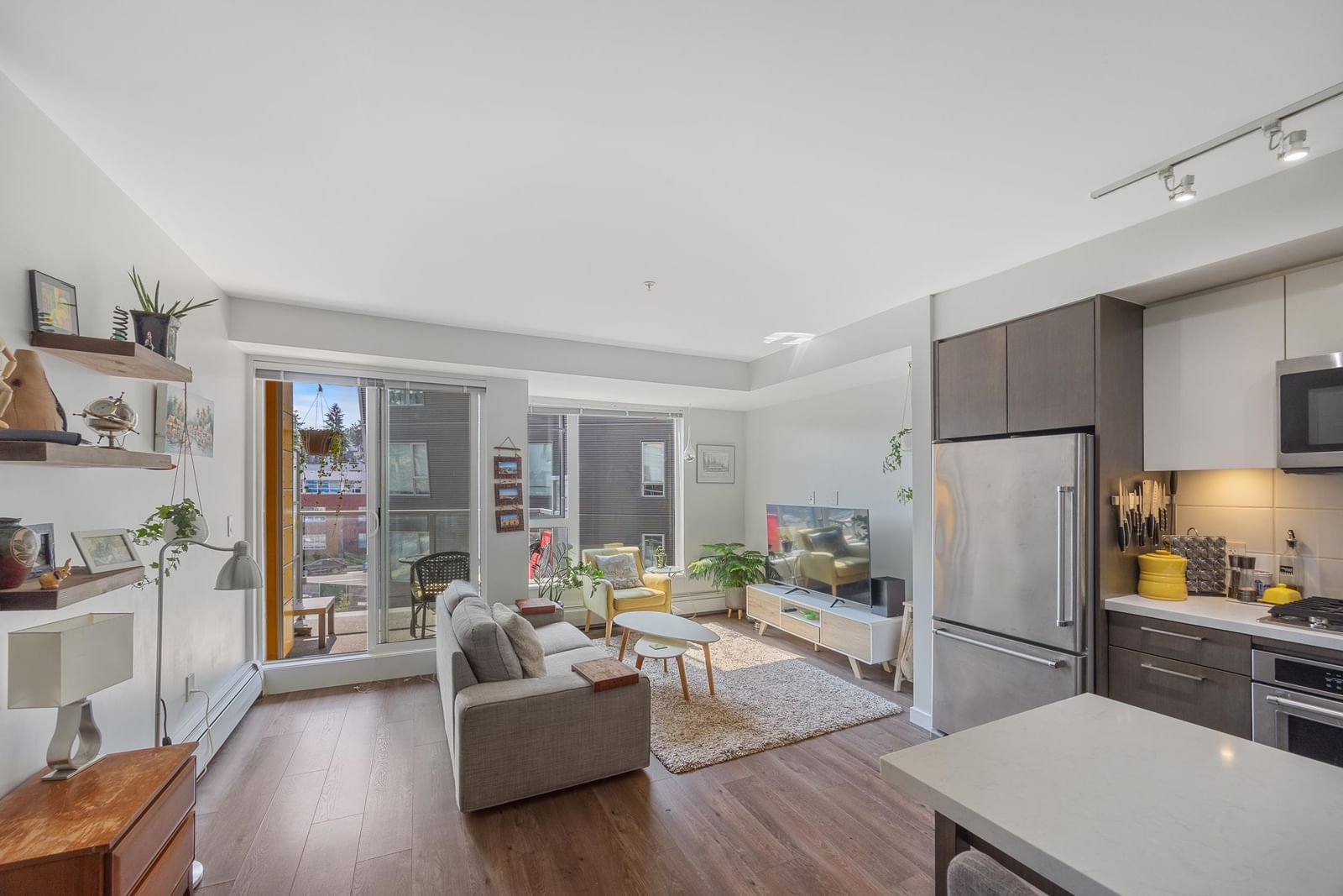 Listing Image 15