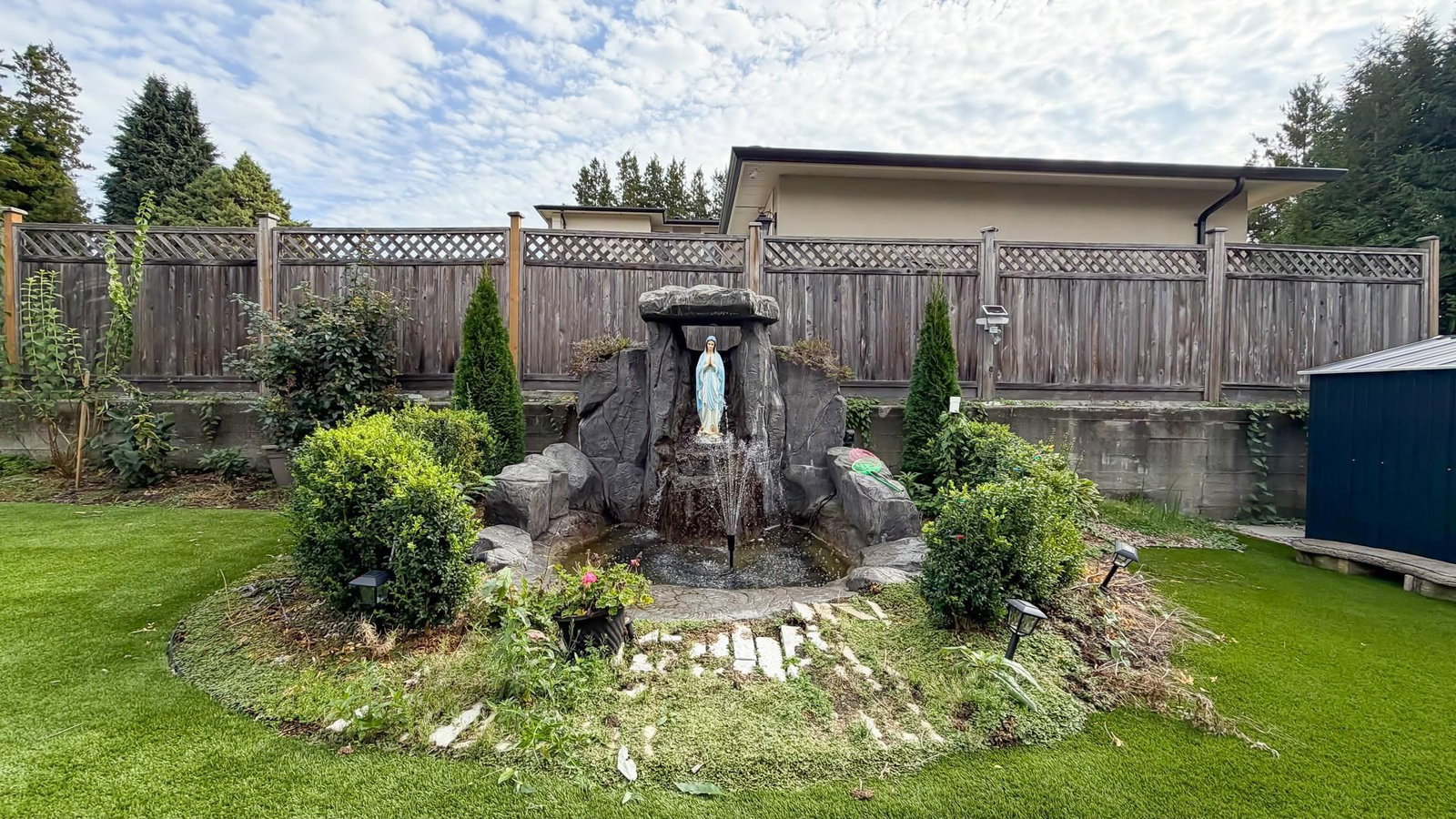 Listing Image 38