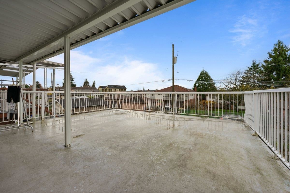 Listing Image 16