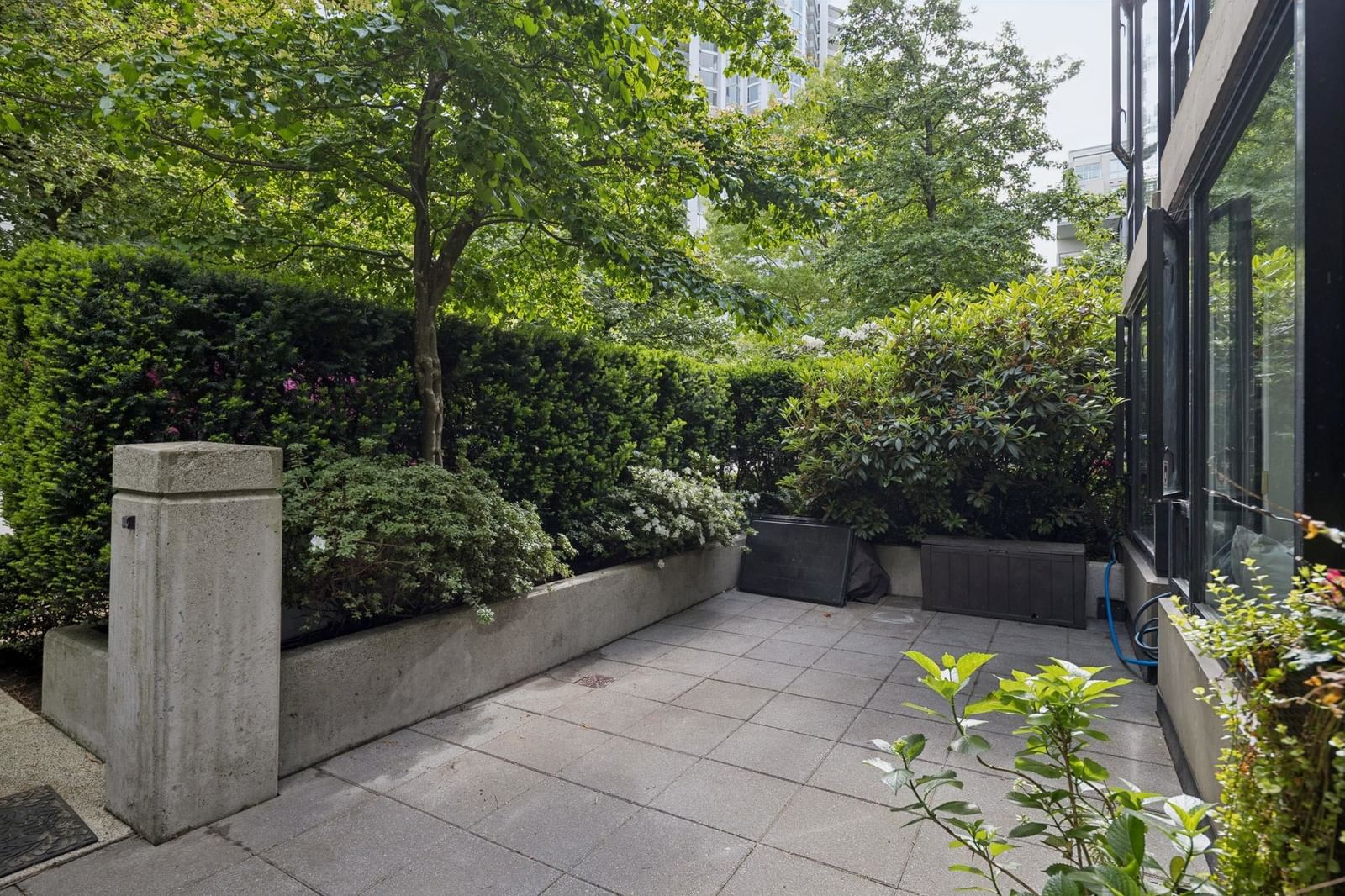 Listing Image 30