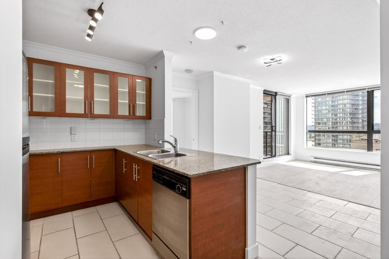 1506 - 833 Agnes Street