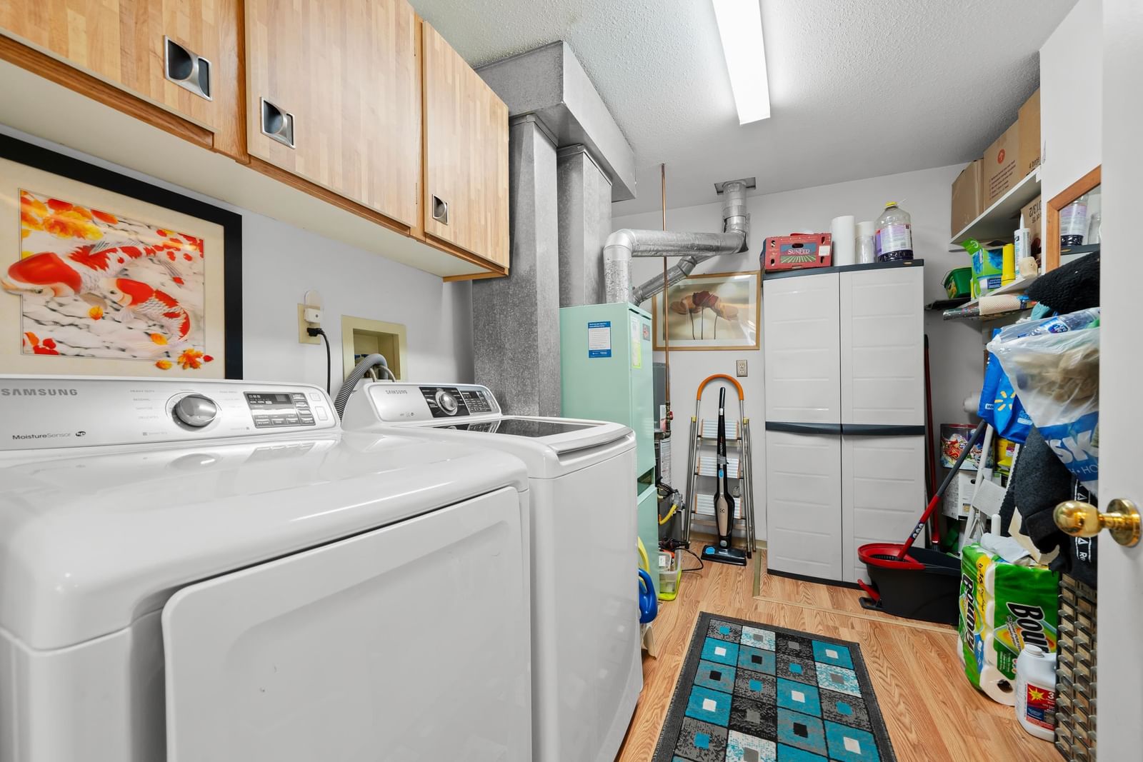 Listing Image 19