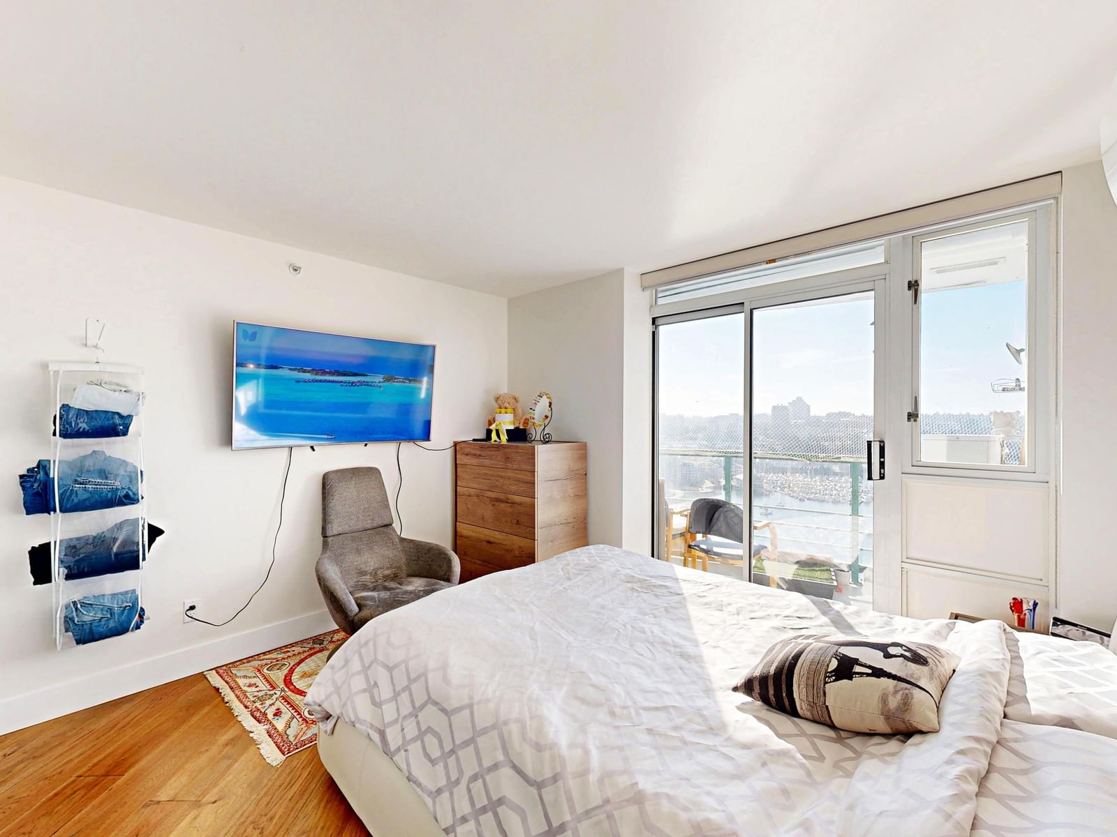 Listing Image 21