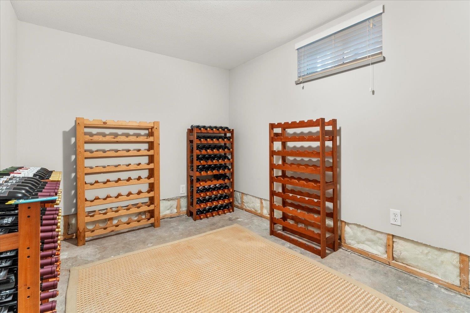 Listing Image 24