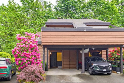 320 Cornell Way