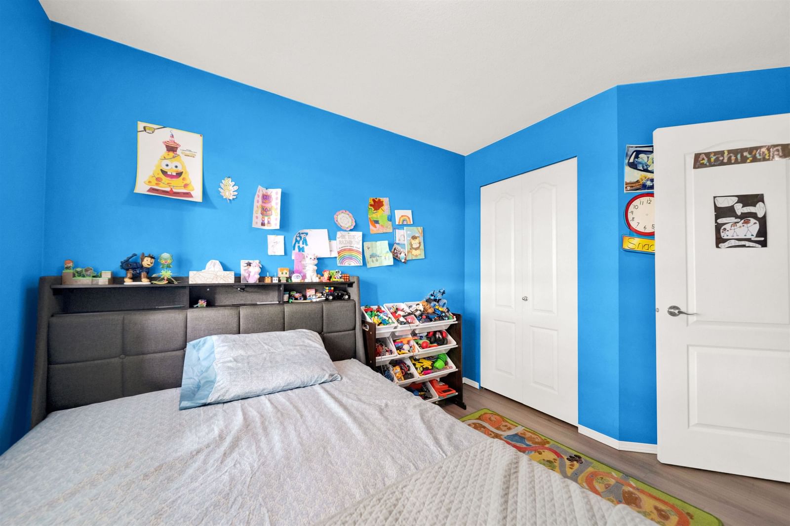 Listing Image 11