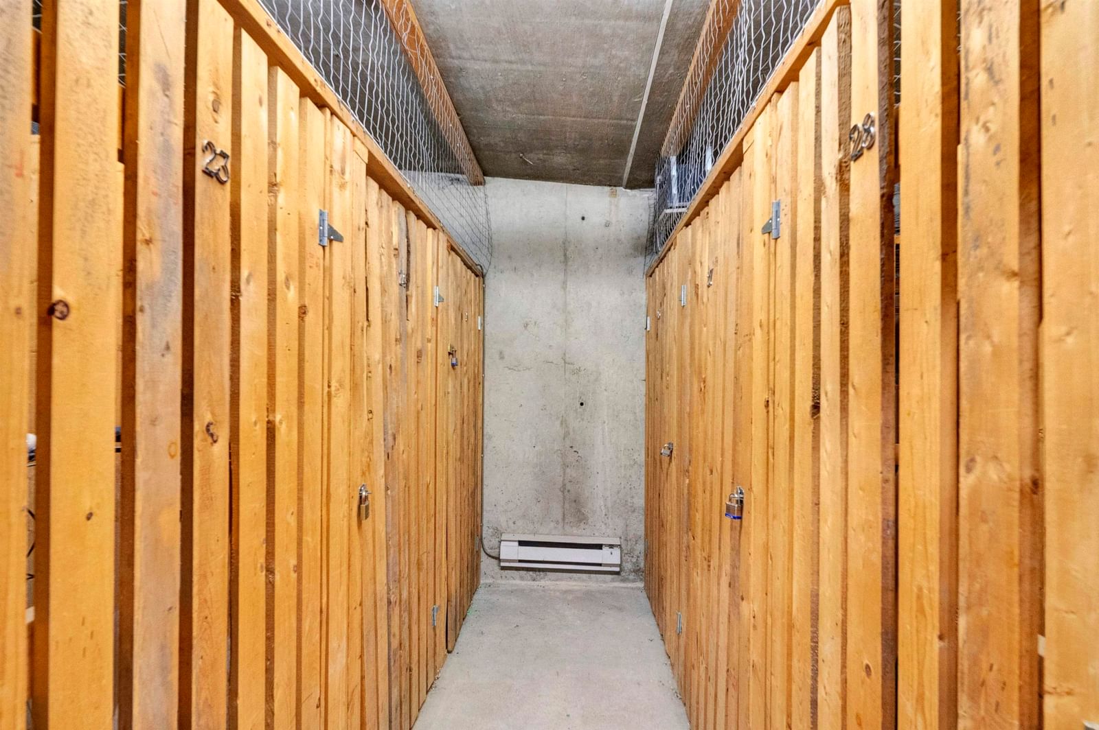 Listing Image 20