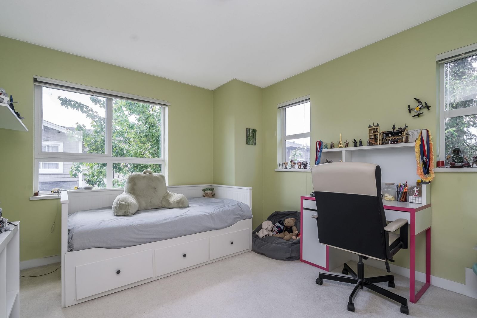 Listing Image 22