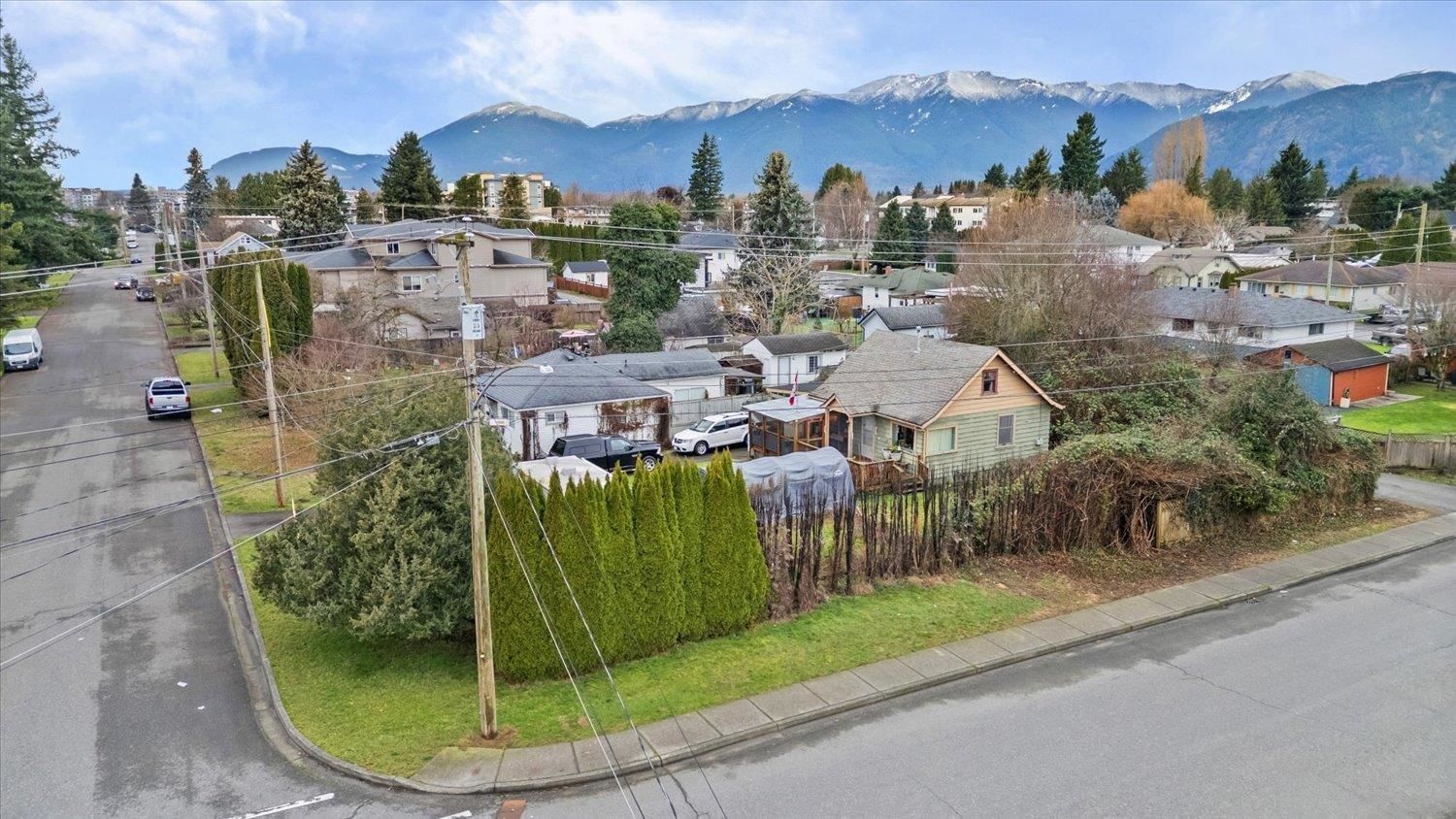 Listing Image 3