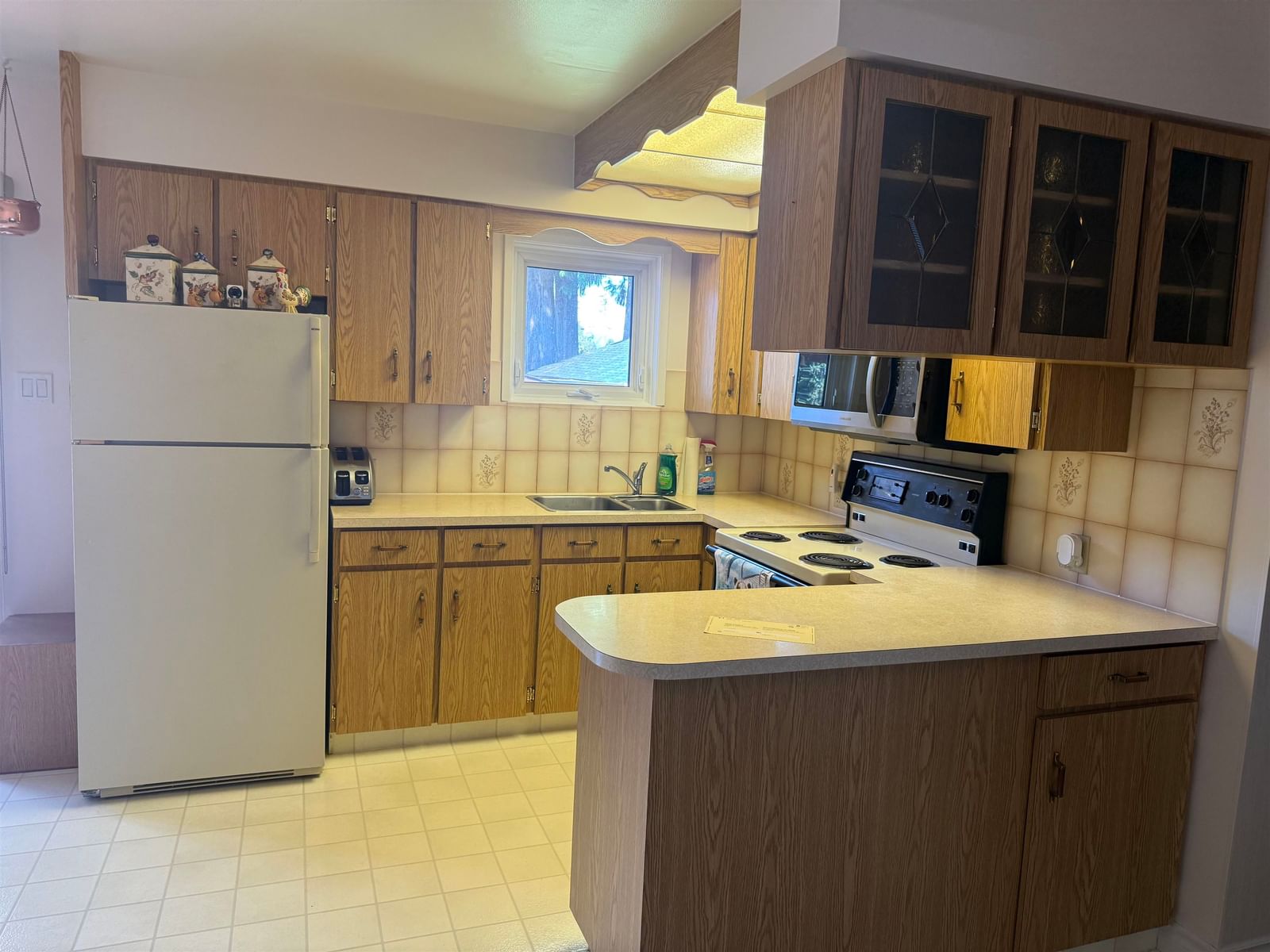 Listing Image 11