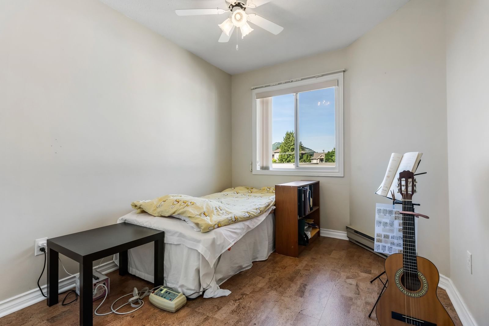 Listing Image 19