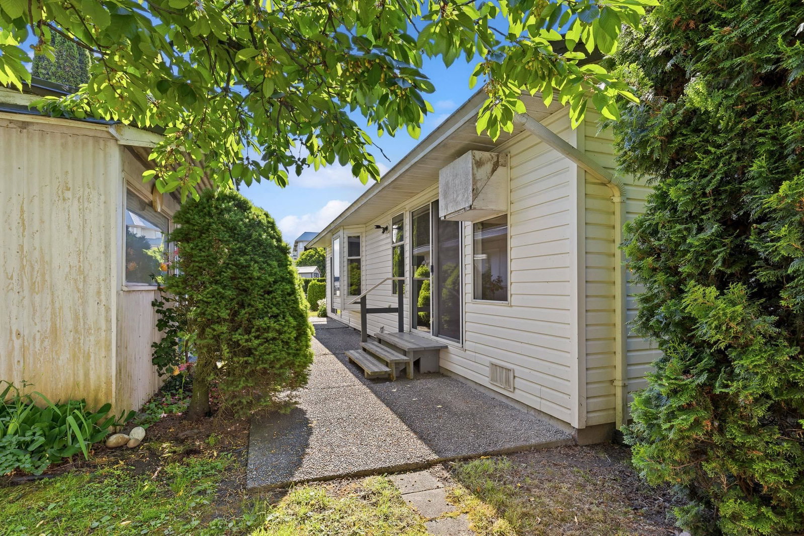 Listing Image 29