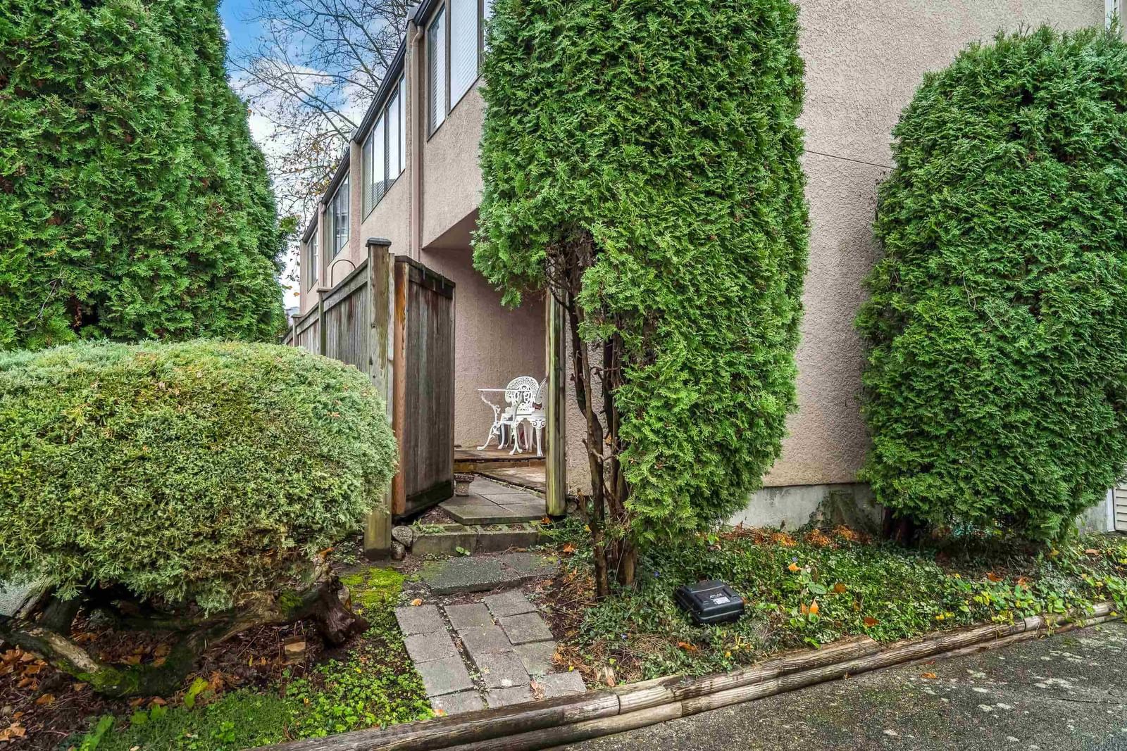 Listing Image 14