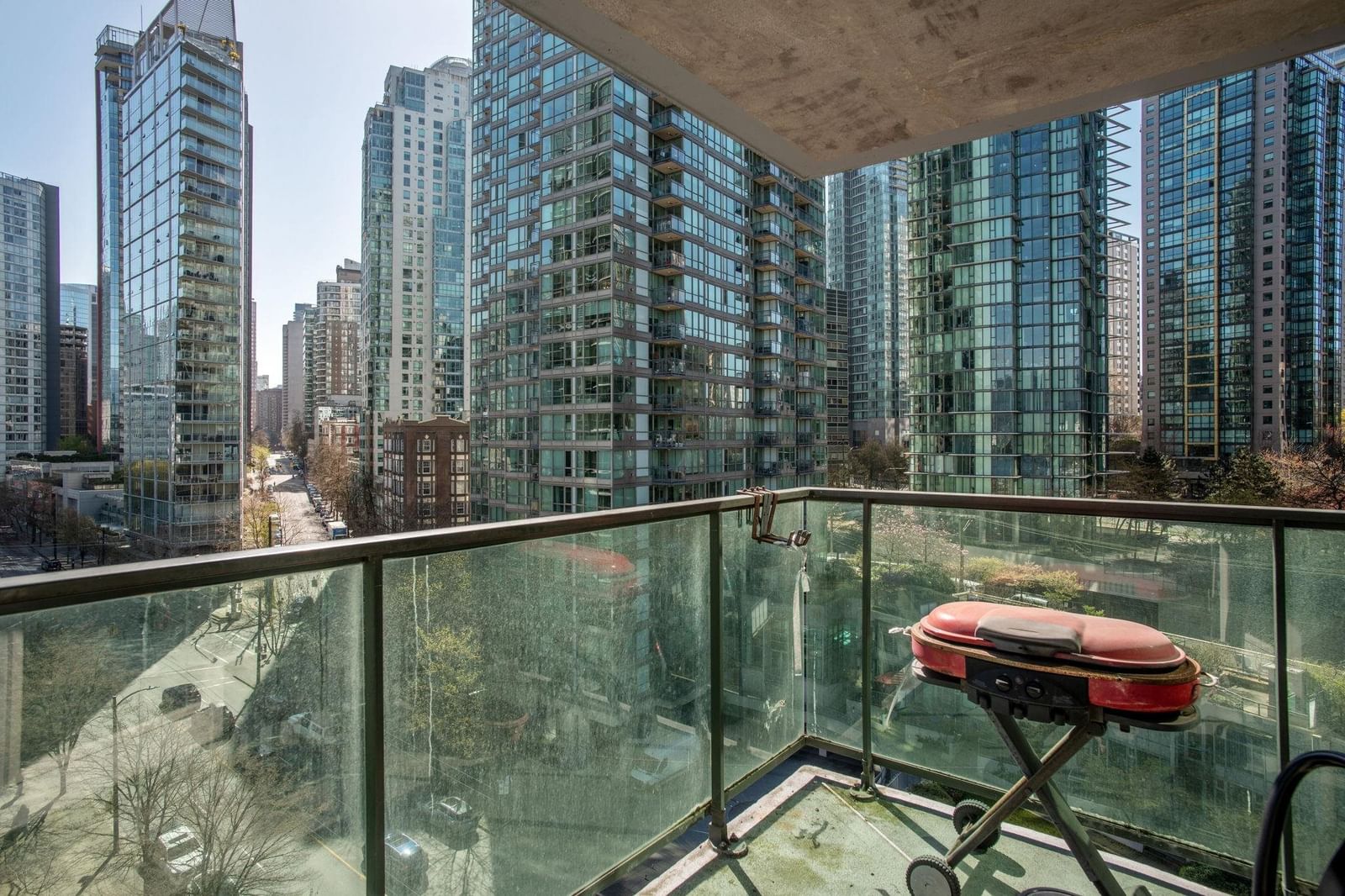 Listing Image 9