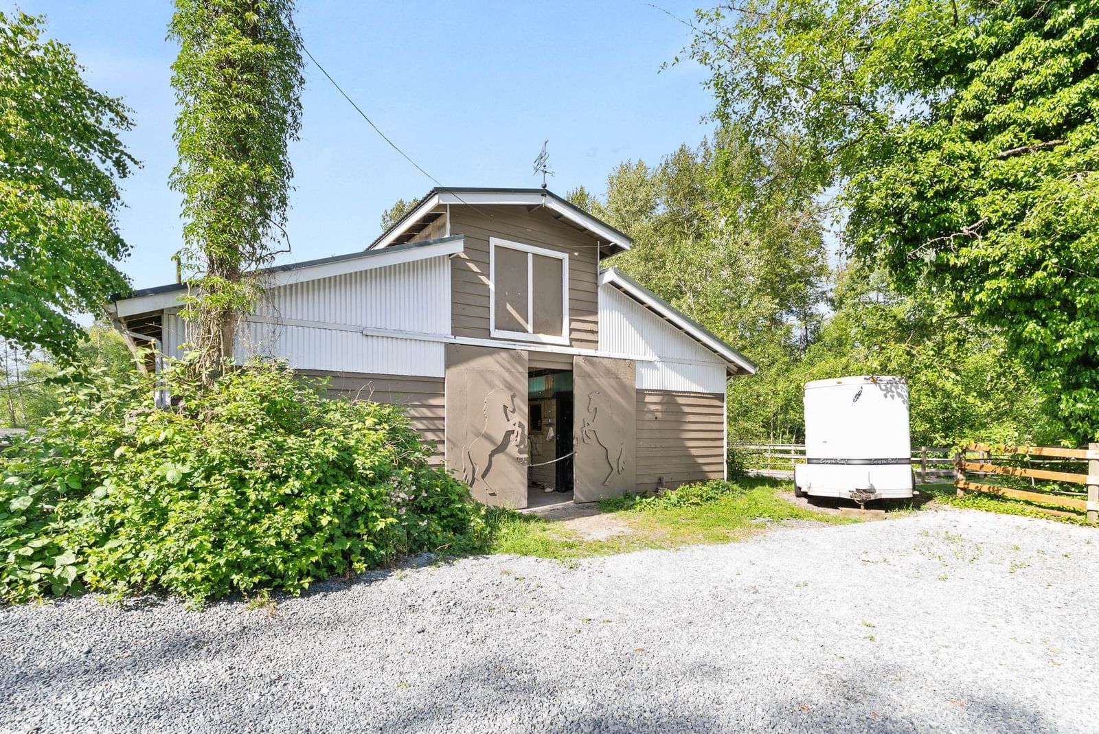 Listing Image 15