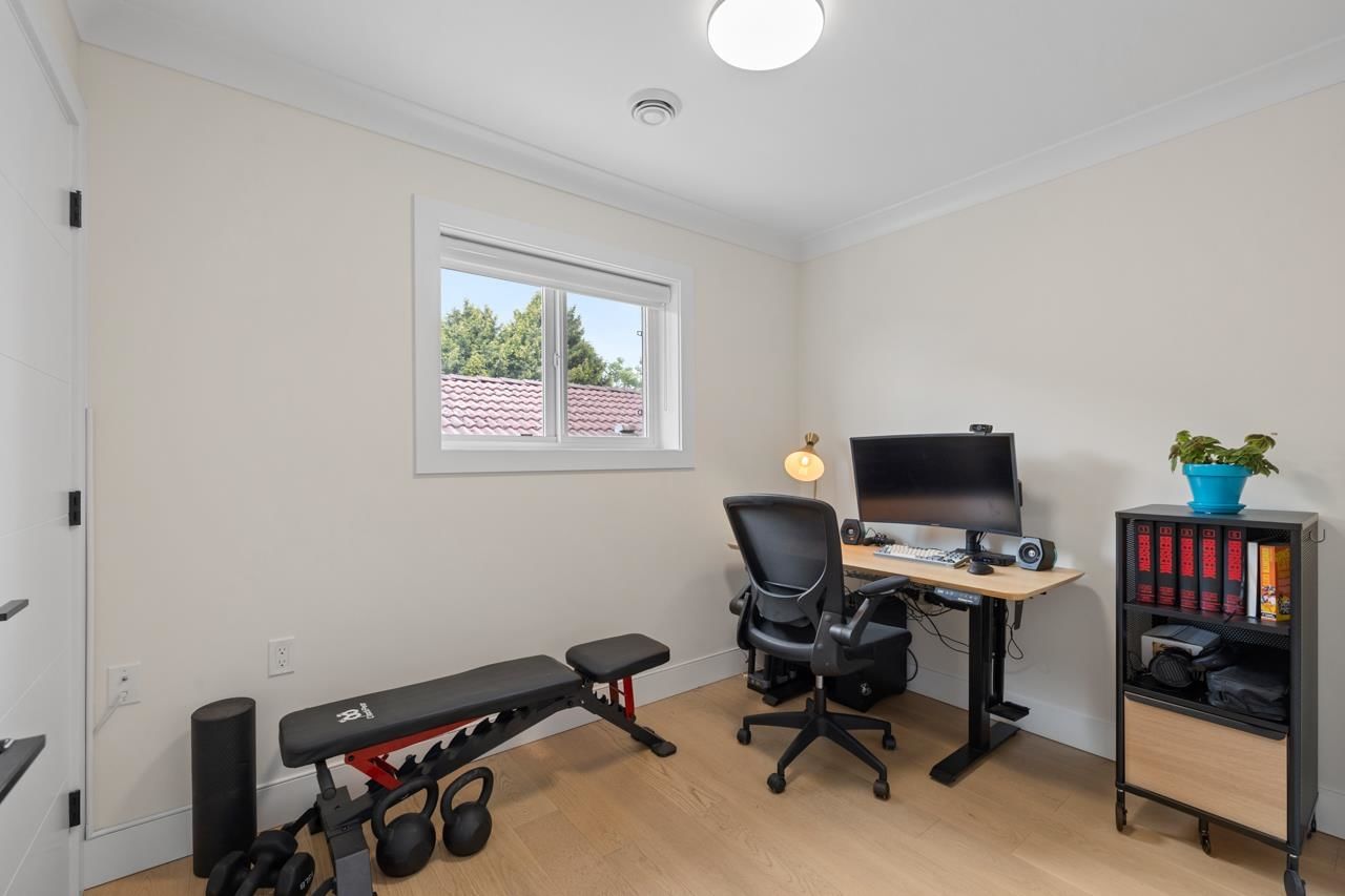 Listing Image 20