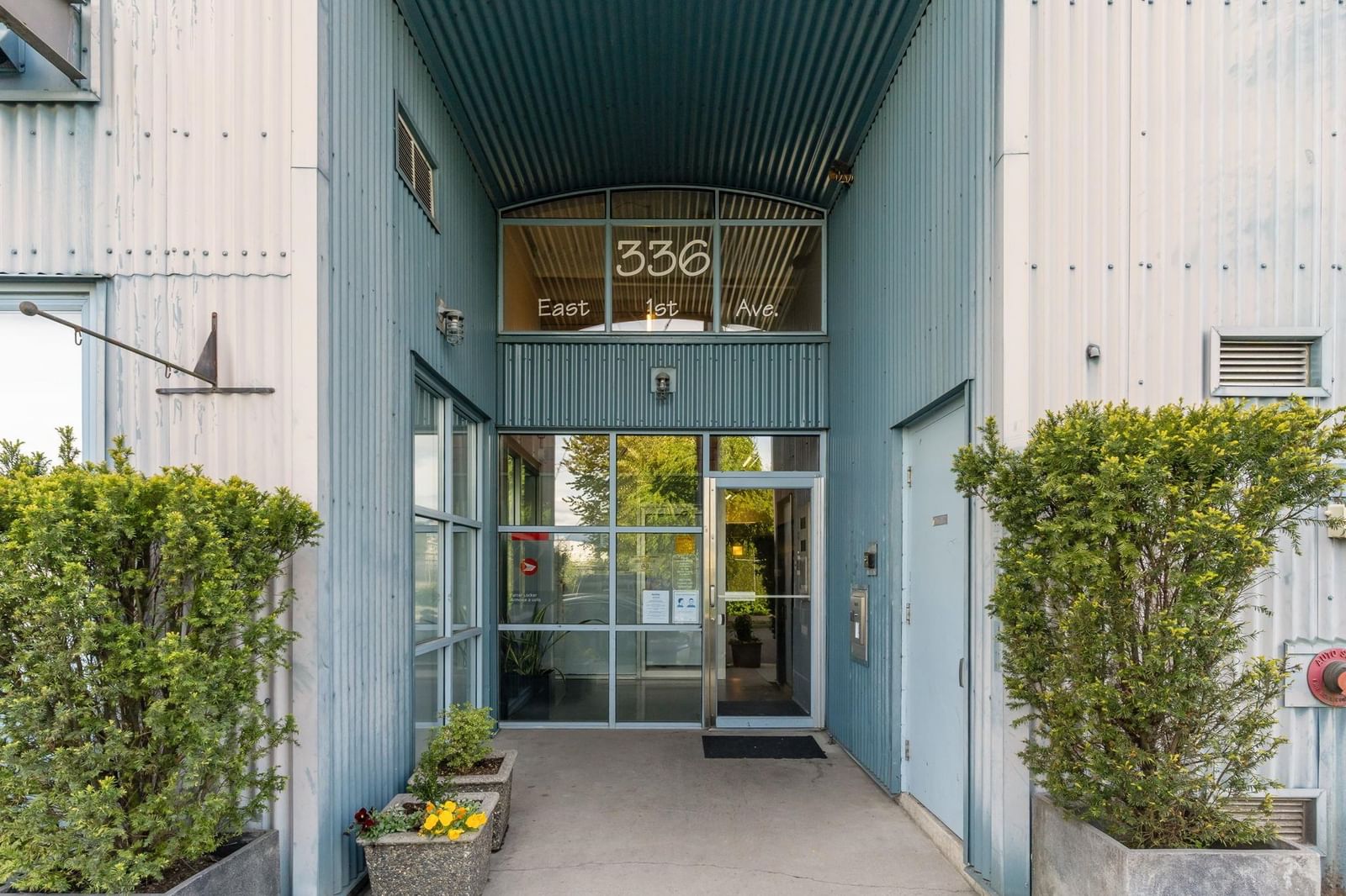 Listing Image 28