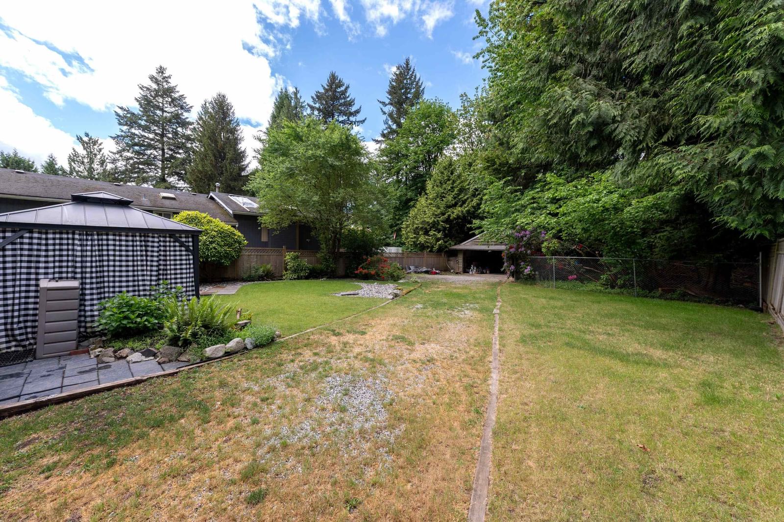 Listing Image 29