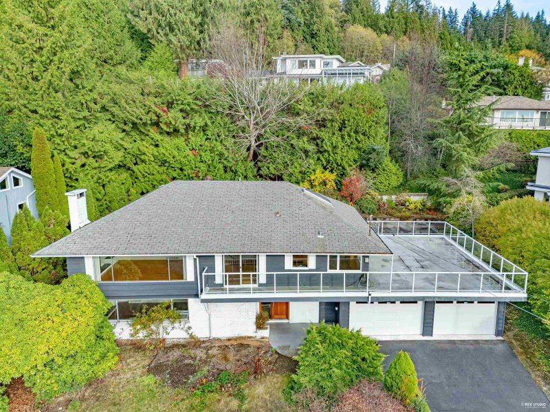 2615 Skilift Place