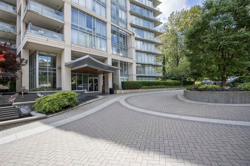507 - 2133 Douglas Road