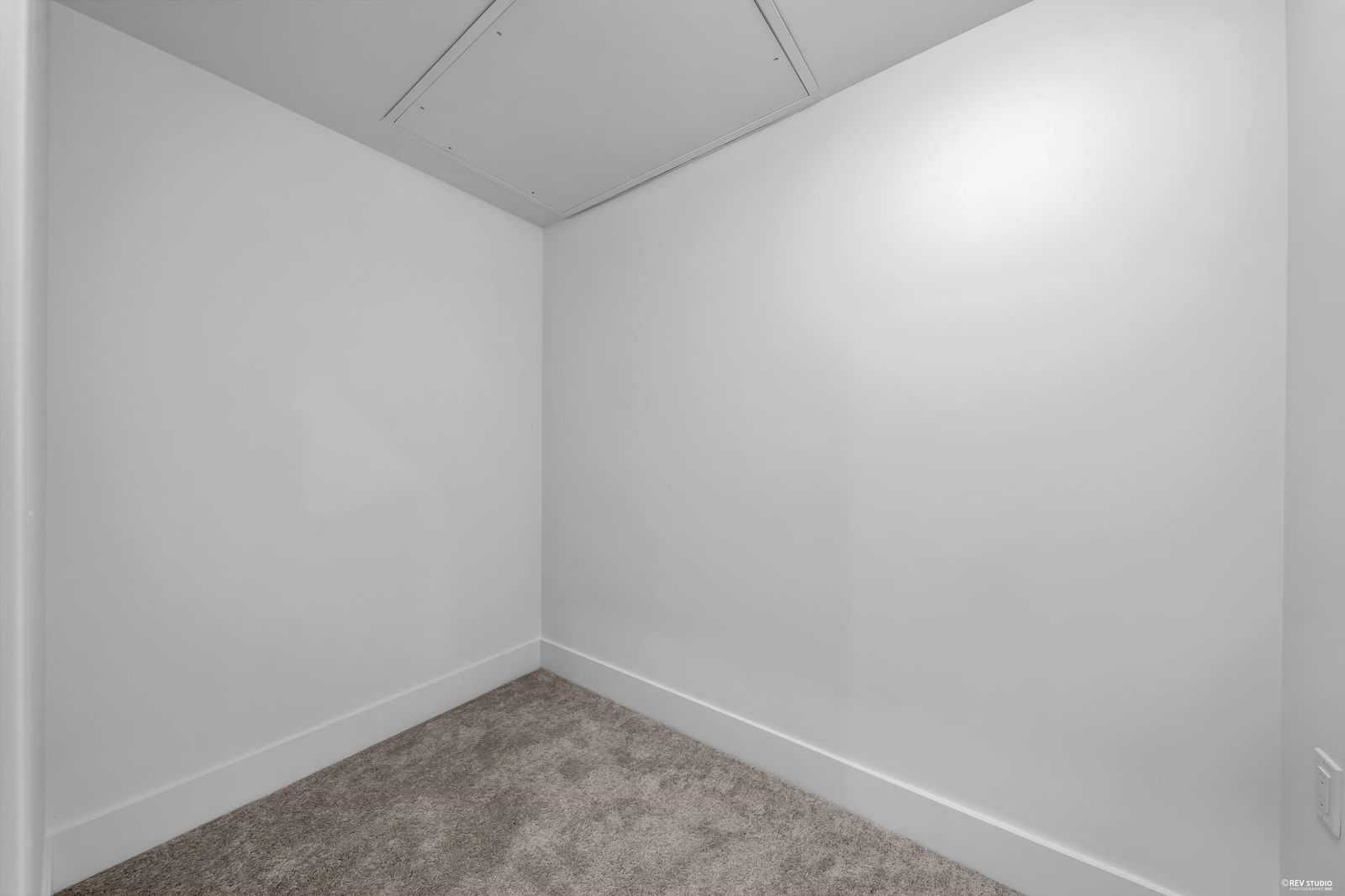 Listing Image 26
