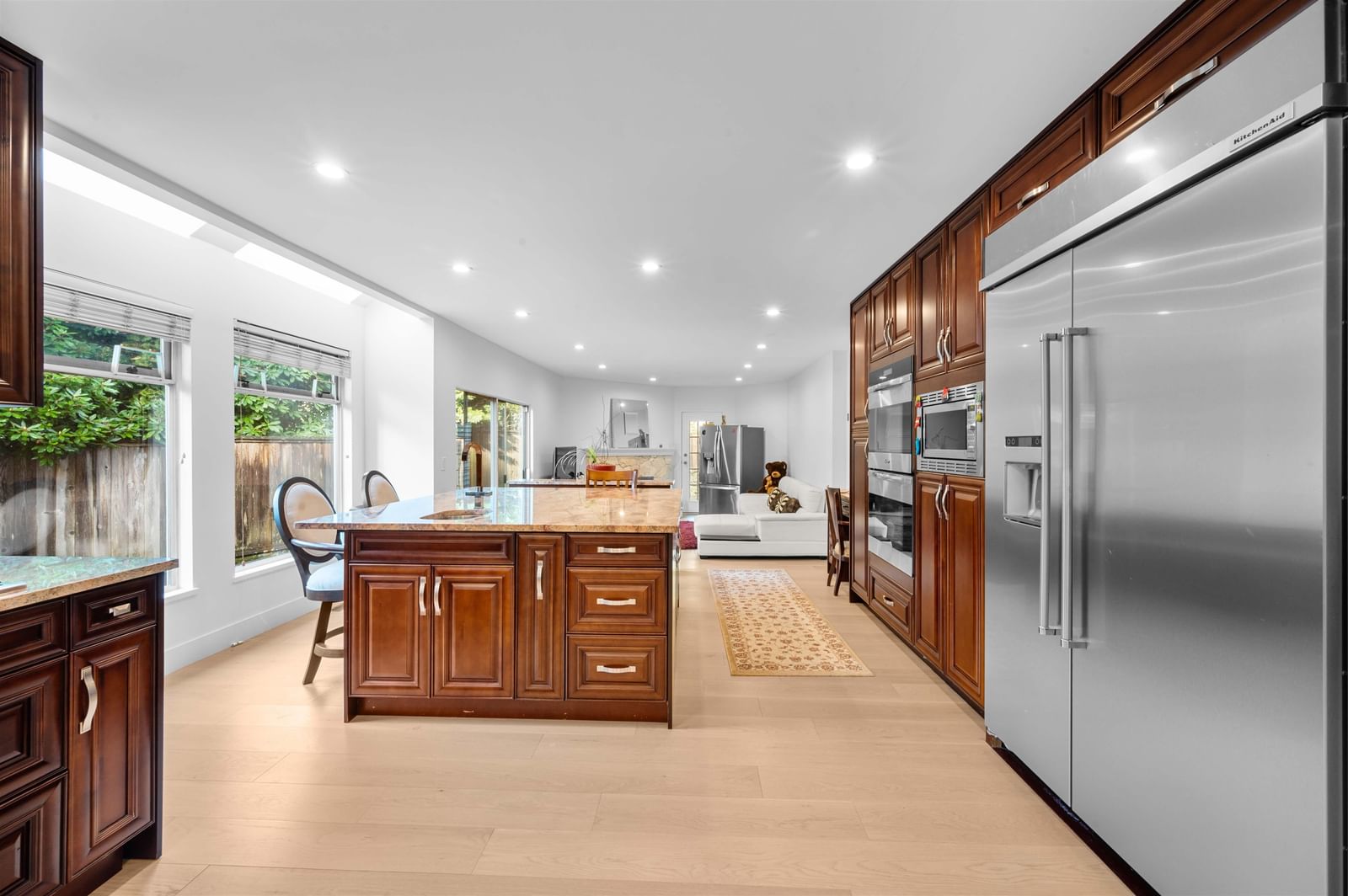 Listing Image 13