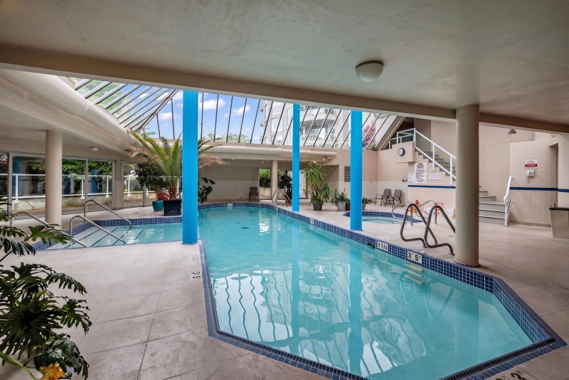 402 - 71 Jamieson Court