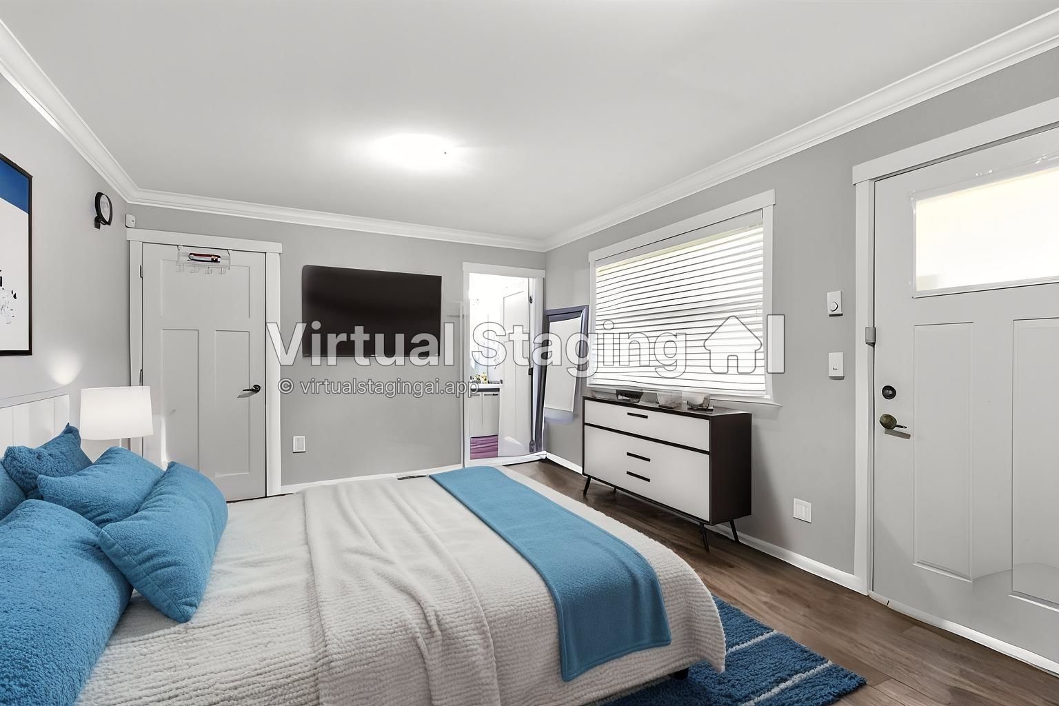 Listing Image 8