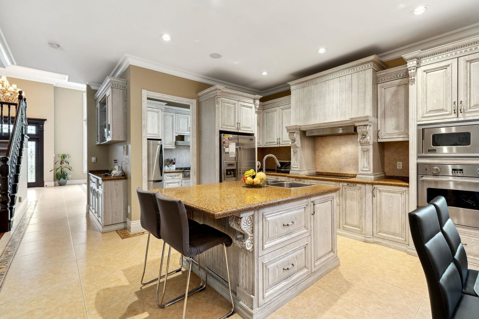 Listing Image 11