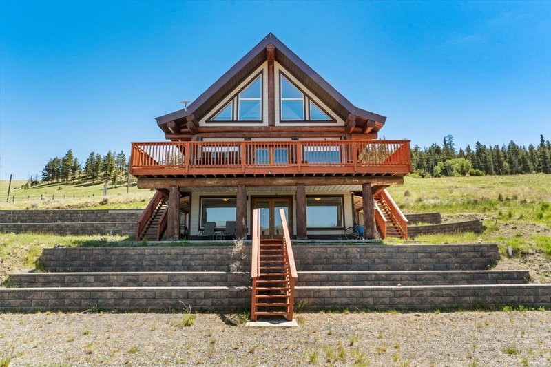 8605 Old Kamloops Road