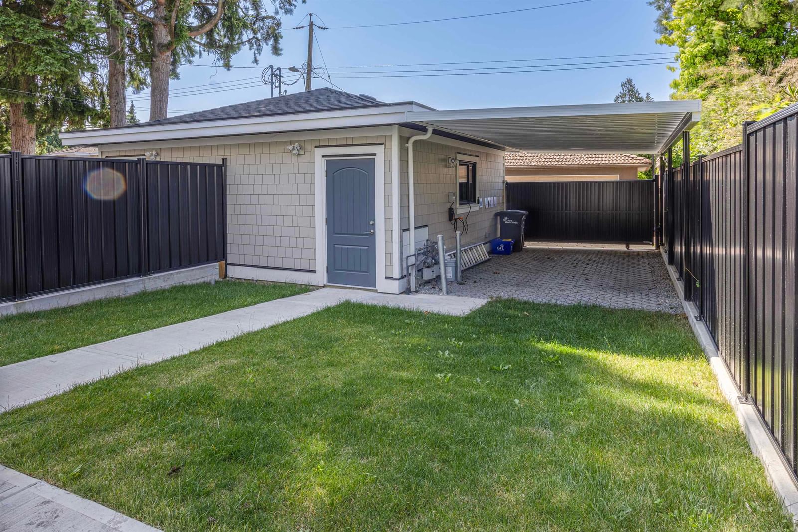 Listing Image 25