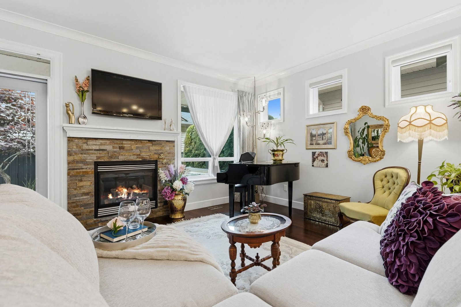 Listing Image 15