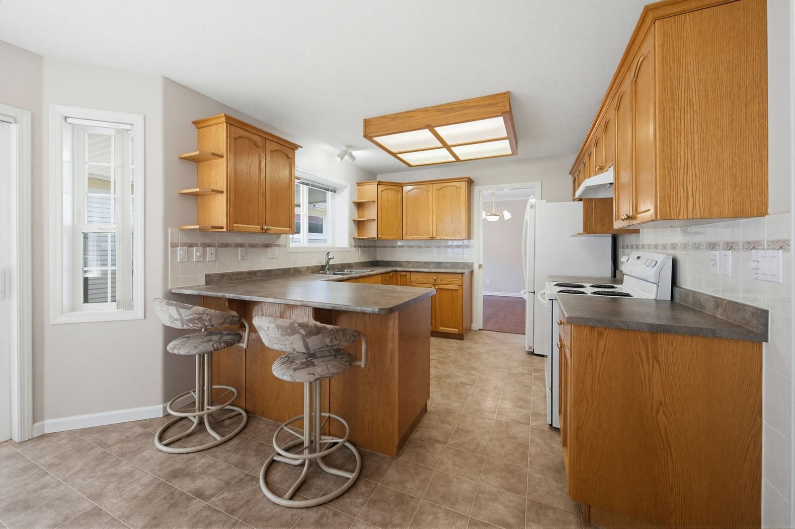 Listing Image 16
