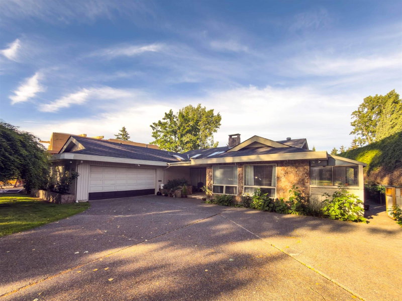 1052 Jackson Way