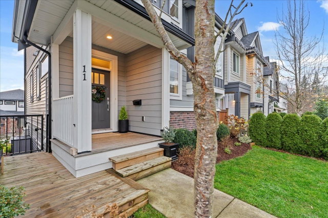 11 - 4295 Old Clayburn Road