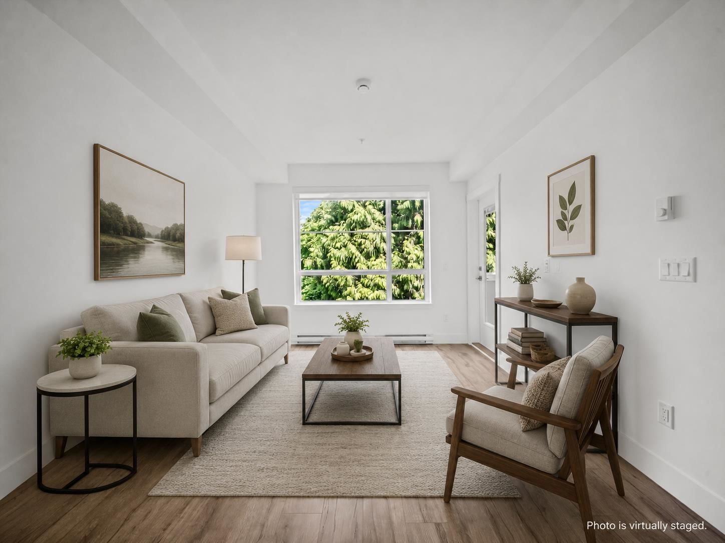 Listing Image 3