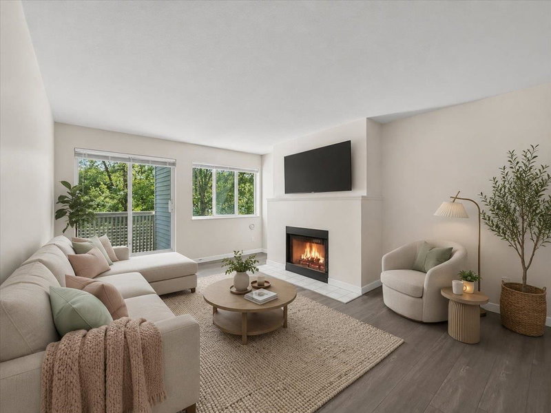 204 - 7431 Blundell Road