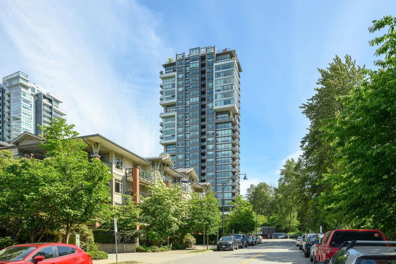 405 - 301 Capilano Road