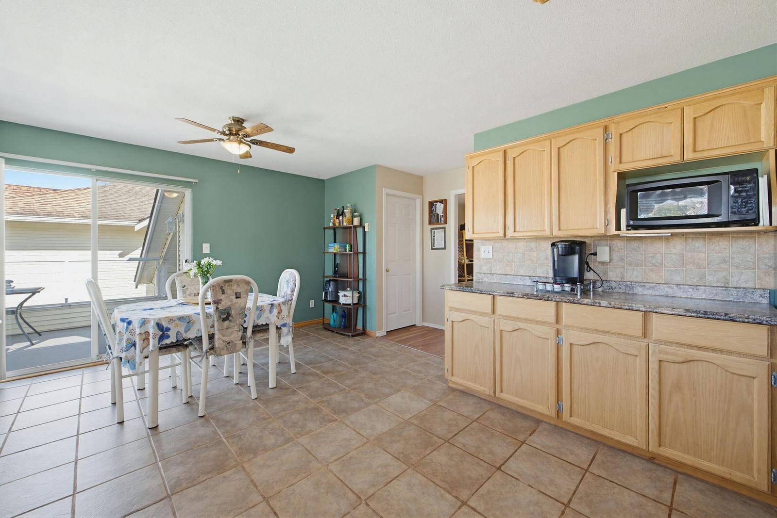 Listing Image 16